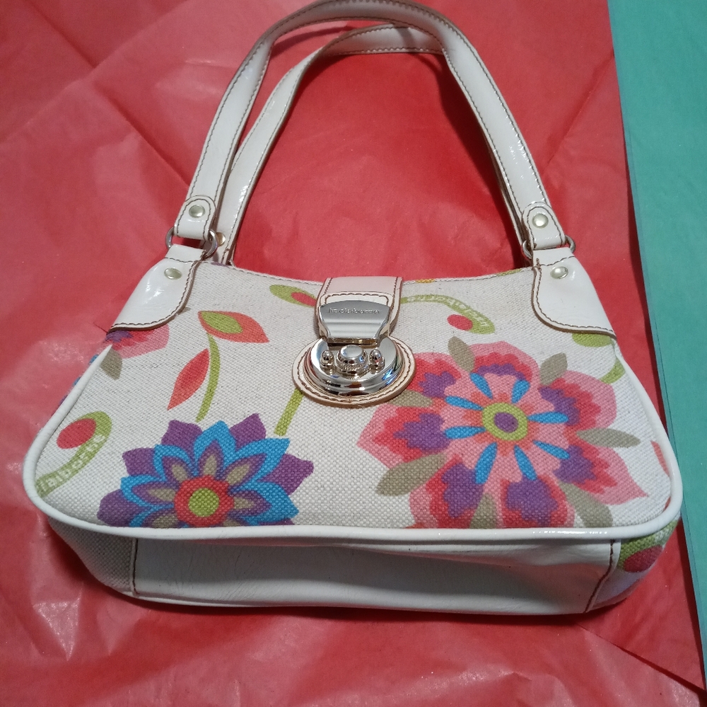 Liz Claiborne small handbag